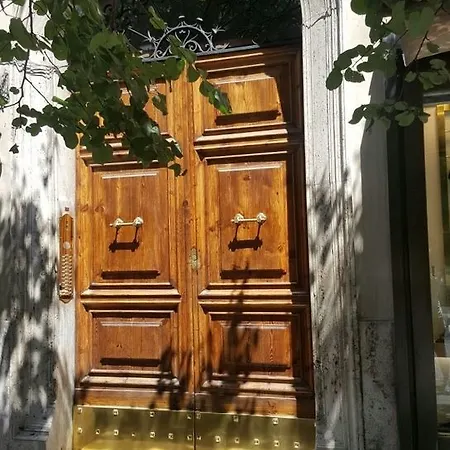 Cola Di Rienzo 4* Róma