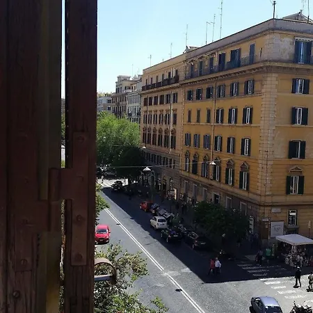 Cola Di Rienzo Bed & Breakfast Roma